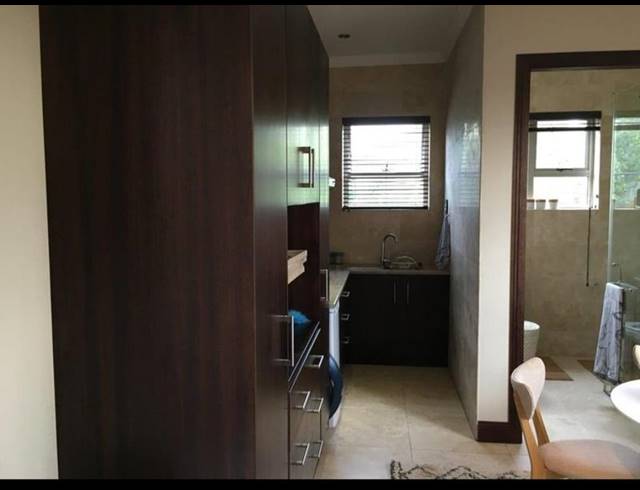 1 BEDROOM PROPERTY TO RENT IN EMMARENTIA